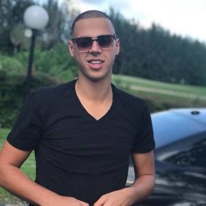 Meet your Posher, Aymen